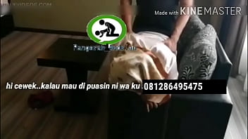 Kontol gedeku memuaskan tante yg kesepian